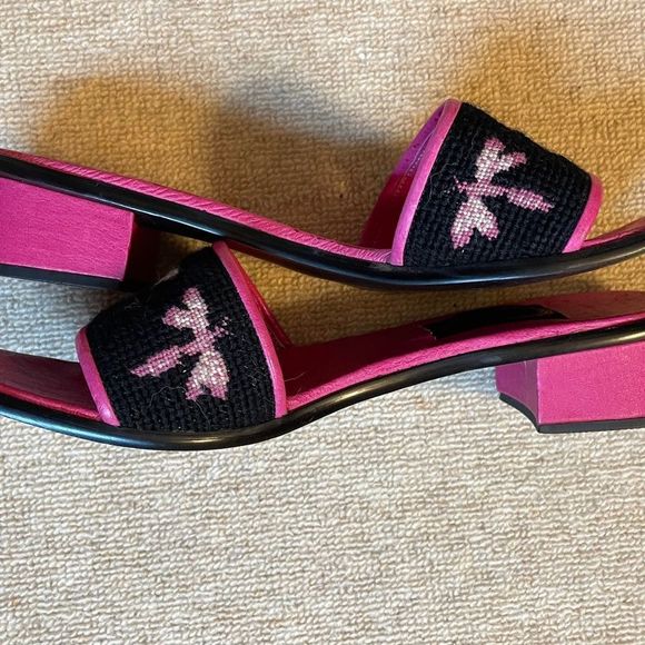 Dragonfly Needlepoint Slides, Worn ONCE. - Picture 7 of 7